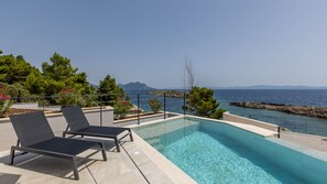 Beheizter Pool