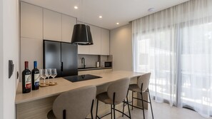 Fridge, microwave, oven, dishwasher