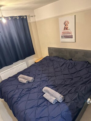 2 chambres, fer et planche Ă repasser, Wi-Fi gratuit, draps fournis