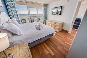 3 室のベッドルーム、アイロン / アイロン台、WiFi (無料)、ベッドシーツ