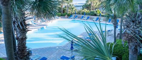 Piscine couverte, piscine chauffée