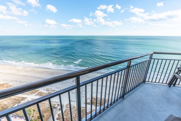 Property grounds - New Coastal Charm, Direct Oceanfront Views, Pools! (Myrtle Beach)