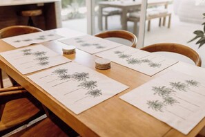 Dining - Seaside Escape on 'Tanah' (Mount Coolum)