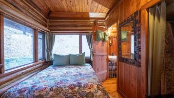 1 quarto, escrivaninha, ferros/tábuas de passar roupa, Wi-Fi