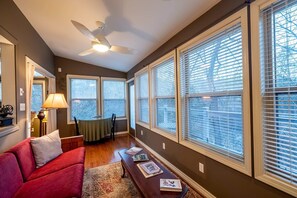 TV, fireplace, DVD player, offices