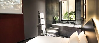 Kin Wander Tan Binh, The Mountain