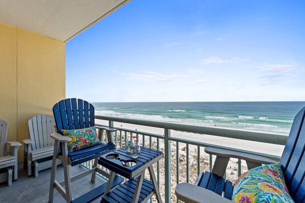 Property grounds - PI 607: The Nautical Nook - Your Perfect Beachside Escape! (Fort Walton Beach)