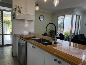 Fridge, microwave, oven, stovetop - Bright and beautiful home in Marangaroo, short drive to Perth CBD and beach.  (Marangaroo)