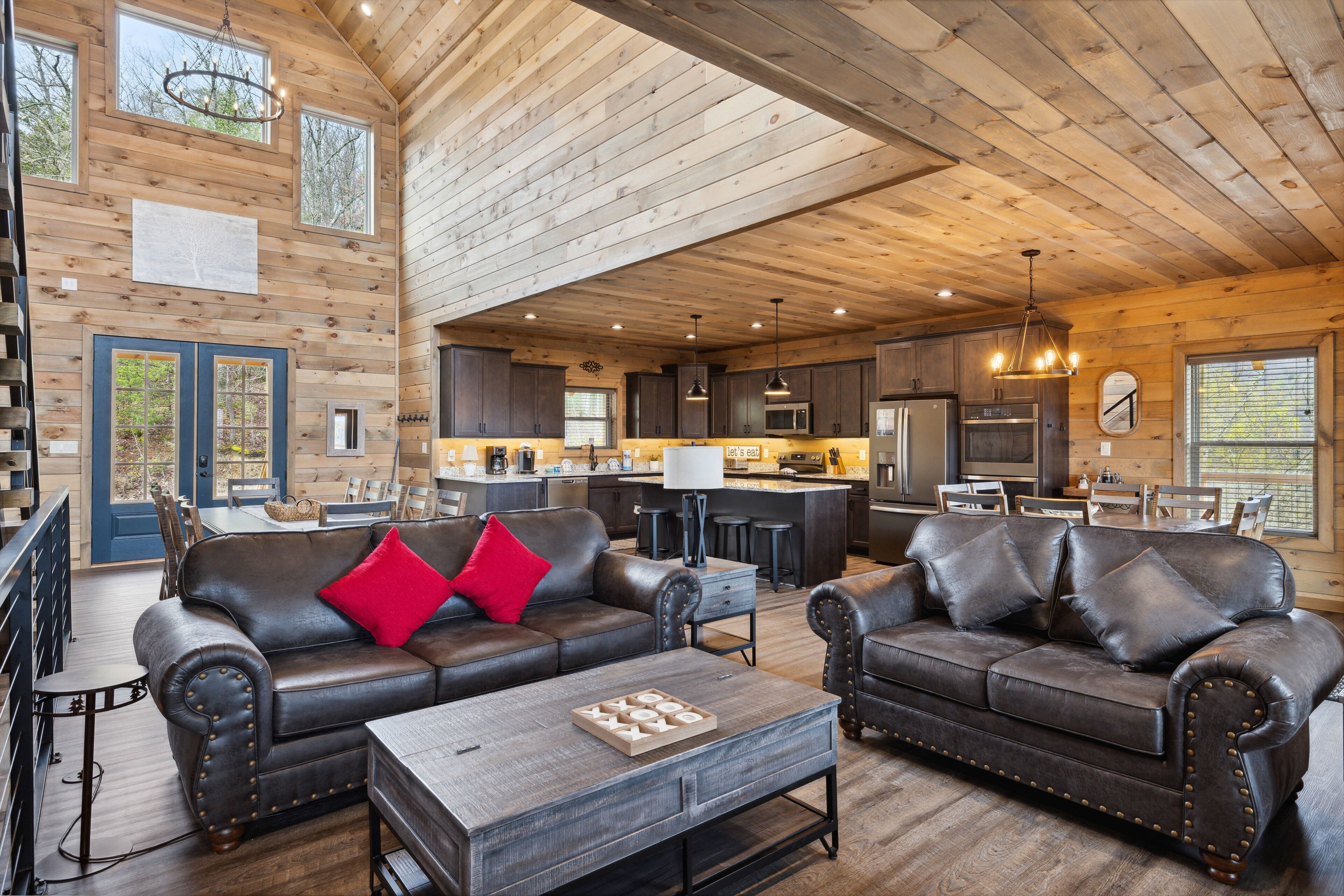 Chalet rustique, 5 chambres | Aire de séjour | Téléviseur connecté