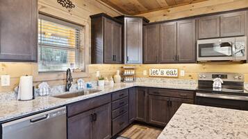 Baita, 5 camere da letto | Cucina privata | Frigorifero, forno, macchina per tè/caffè, tostapane