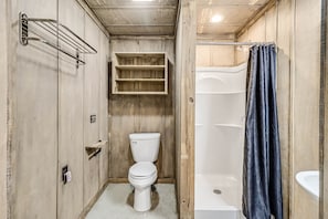 Casa de campo, 1 habitación | Baño | Toallas y shampoo