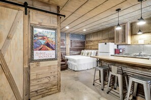 Cottage, 1 kamar tidur | Kamar mandi | Handuk dan sampo