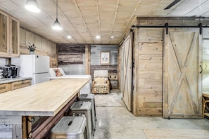 Cottage, 1 camera da letto | Cucina privata | Frigorifero, forno, piano cottura, macchina per tè/caffè