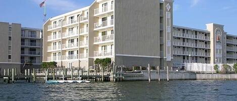 คอนโด, 2 ห้องนอน | บริเวณภายนอก