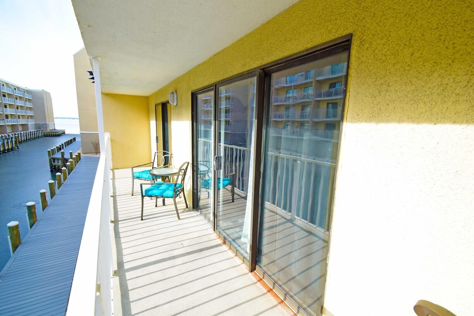 Condo, 2 Bedrooms | Property grounds