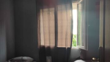 4 chambres, fer et planche Ă repasser, Wi-Fi, draps fournis