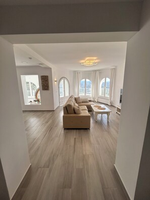 Living area - Fantastic villa with pool for up to 12 people (VC)