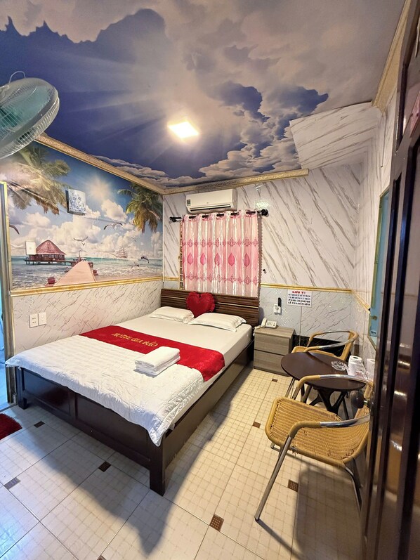 Standard Room - Gia Bao Hotel Binh Thanh - by BayLuxury (Ho Chi Minh City)