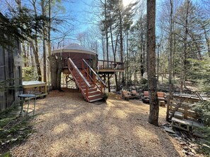 Outdoor dining - A yurt in the trees.  Close to Portland but close to nature.  Treeyurt Maine (Cumberland)