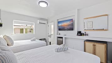 Iron/ironing board, WiFi