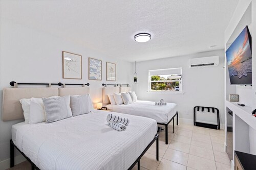 Las Olas of Treasure Island #3