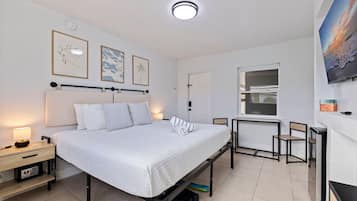 Desk, iron/ironing board, WiFi