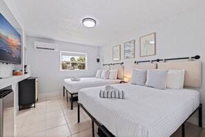 Iron/ironing board, WiFi