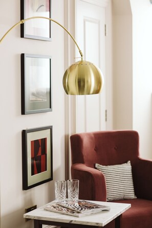 Egyptiska bomullslakan, sängtillbehör av högsta kvalitet och minibar