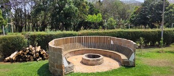 Chácara aconchegante em Porto Feliz.
Segurança, tranquilidade e lazer.