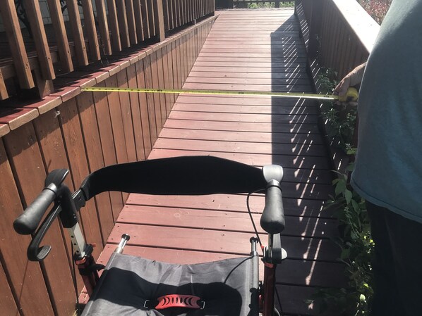 Property grounds - Rose Cottage family home - year round - ADA friendly
(Cape Vincent)