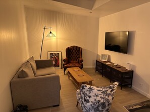 Smart TV, stereo