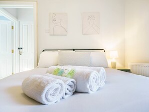 3 Schlafzimmer, B ügeleisen/Bügelbrett, kostenloses WLAN, Bettwäsche