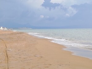 Sun-loungers, beach towels