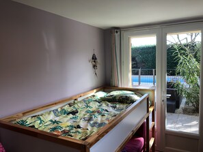 4 chambres, fer et planche à repasser, Wi-Fi