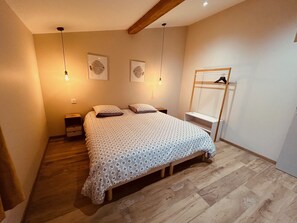 1 bedroom, iron/ironing board, WiFi