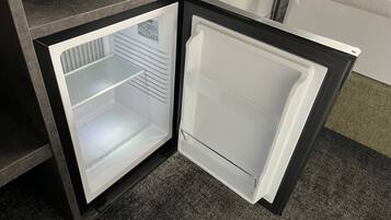 ๋ฏธ๋ ๋์ฅ๊ณ