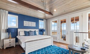 6 bedrooms, iron/ironing board, travel cot, WiFi