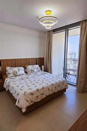 4 dormitorios, tabla de planchar con plancha, wifi y ropa de cama