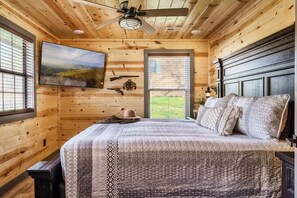 4 quartos, escrivaninha, ferros/tábuas de passar roupa, Wi-Fi