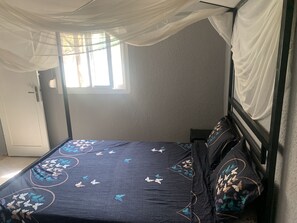 2 habitaciones, wifi gratis y ropa de cama