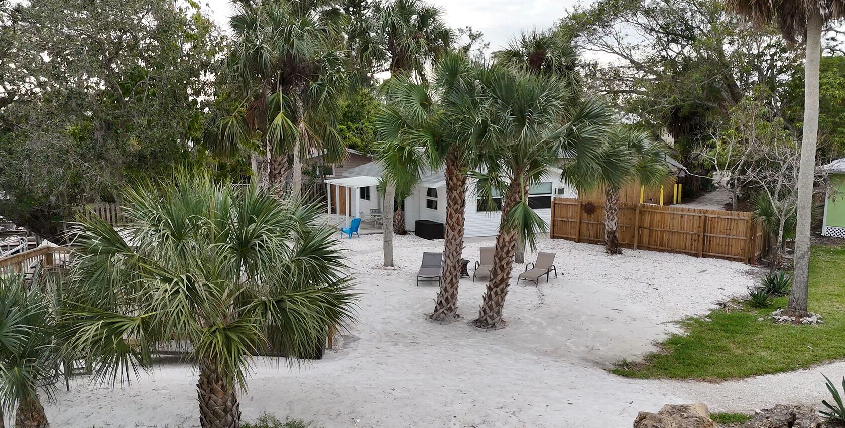 Quiet Quaint Cottage Right on Gulf Access Imperial River Close To Everything
