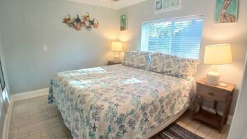 2 slaapkamers, een strijkplank/strijkijzer, gratis wifi, beddengoed