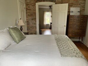 3 chambres, fer et planche à repasser, Wi-Fi gratuit, draps fournis