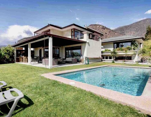 Lux Big House &Garden Las Condes peace in the city