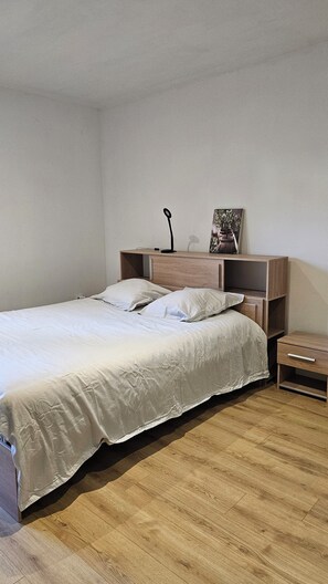 2 chambres, Wi-Fi gratuit, draps fournis