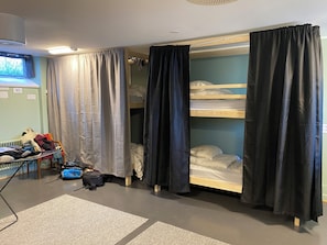 Basic Shared Dormitory, Mixed Dorm