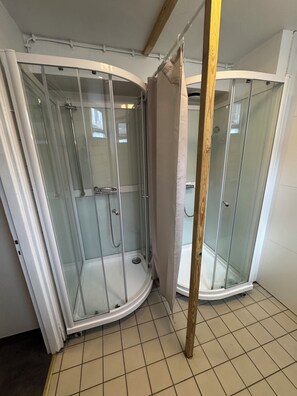 Basic Shared Dormitory, Mixed Dorm | Bathroom