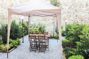 屋外ダイニングエリア