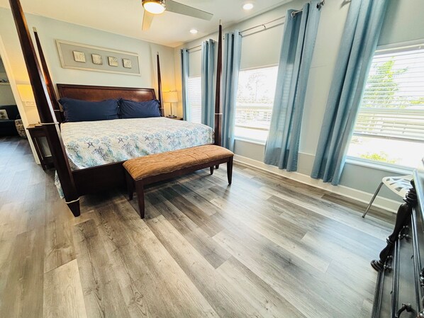 2 bedrooms, desk, iron/ironing board, free WiFi