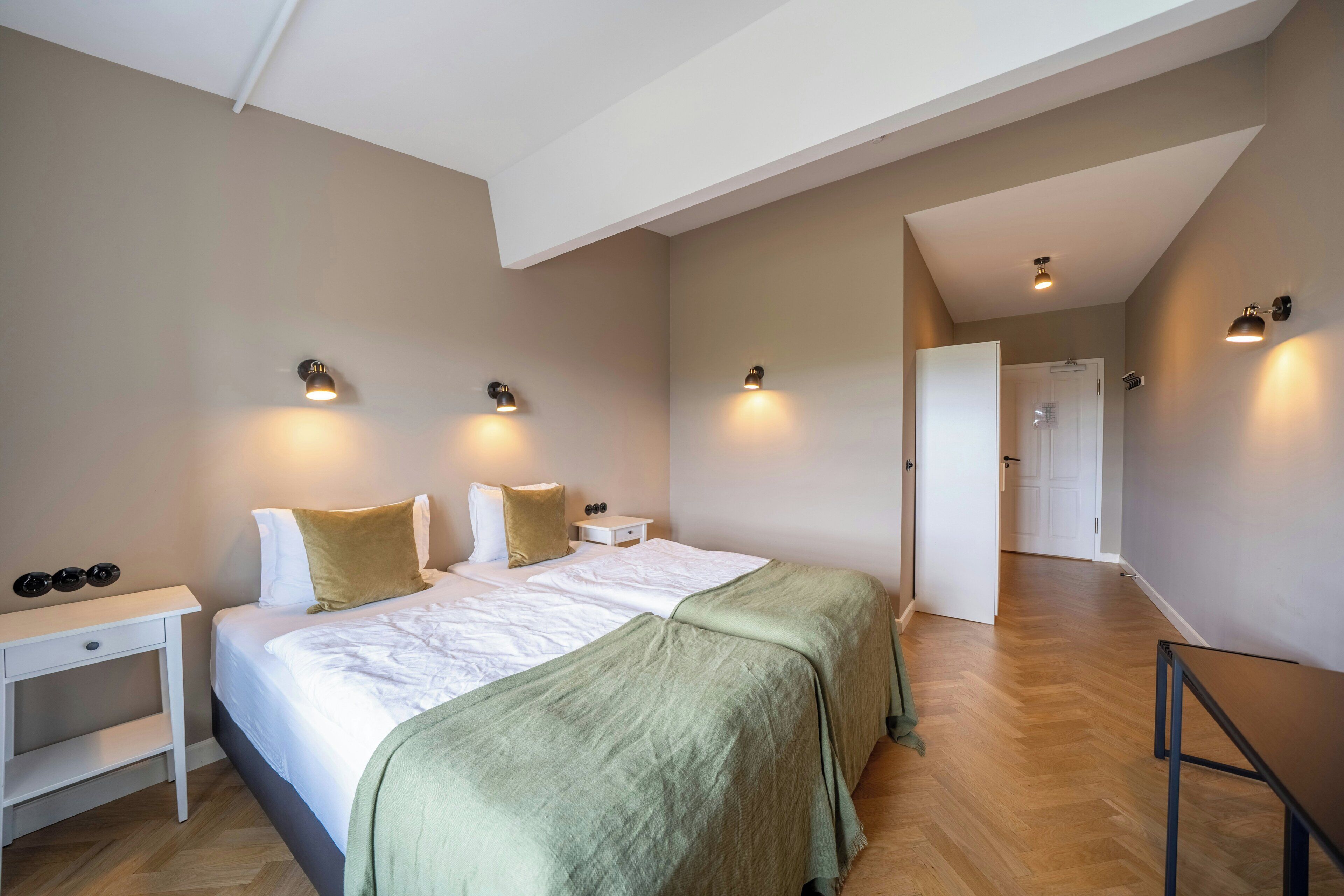Habitación superior con 1 cama matrimonial o 2 individuales, vista a la montaña | Vista desde la habitación